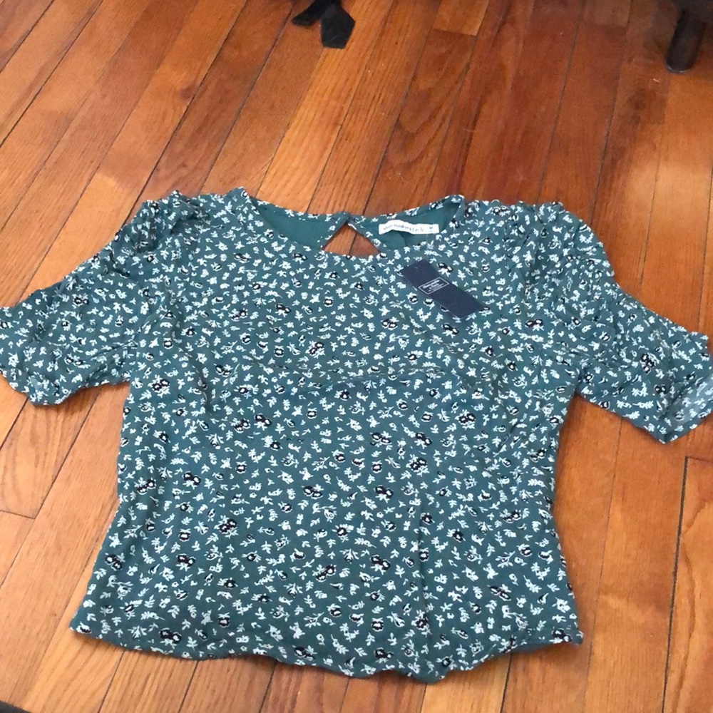 Abercrombie floral top
